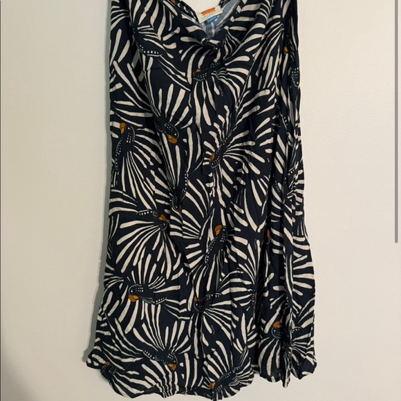 Farm Rio Bird Skirt - Picture 2 of 5